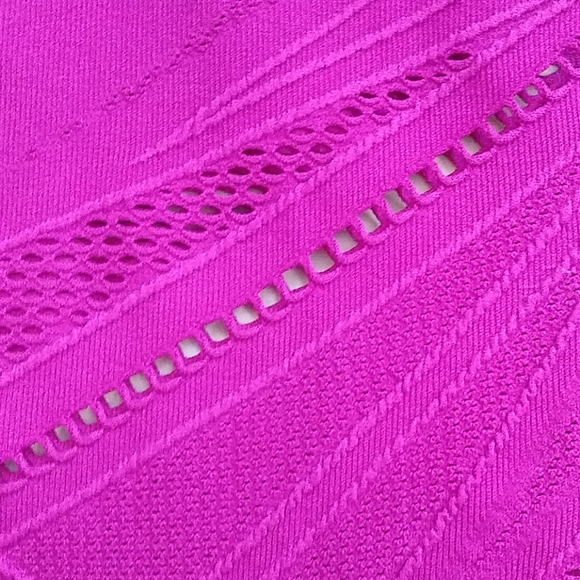 Fabletics Athletic Top - Picture 2 of 3